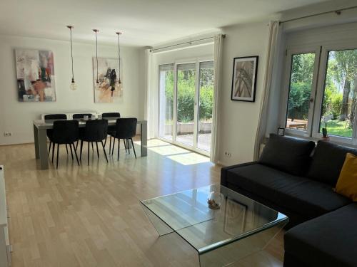 Unterdobling Apartment | Traumgarten in Traumlage - 25 Minuten ins Zentrum