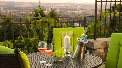 Loschwitz Apartment | Traumhafte Ferienwohnung im Luisenhof