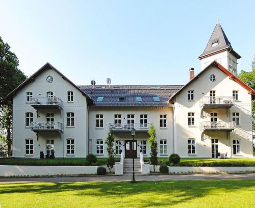 Hohen Niendorf Apartment | Traumurlaub im Schloss Hohen Niendorf