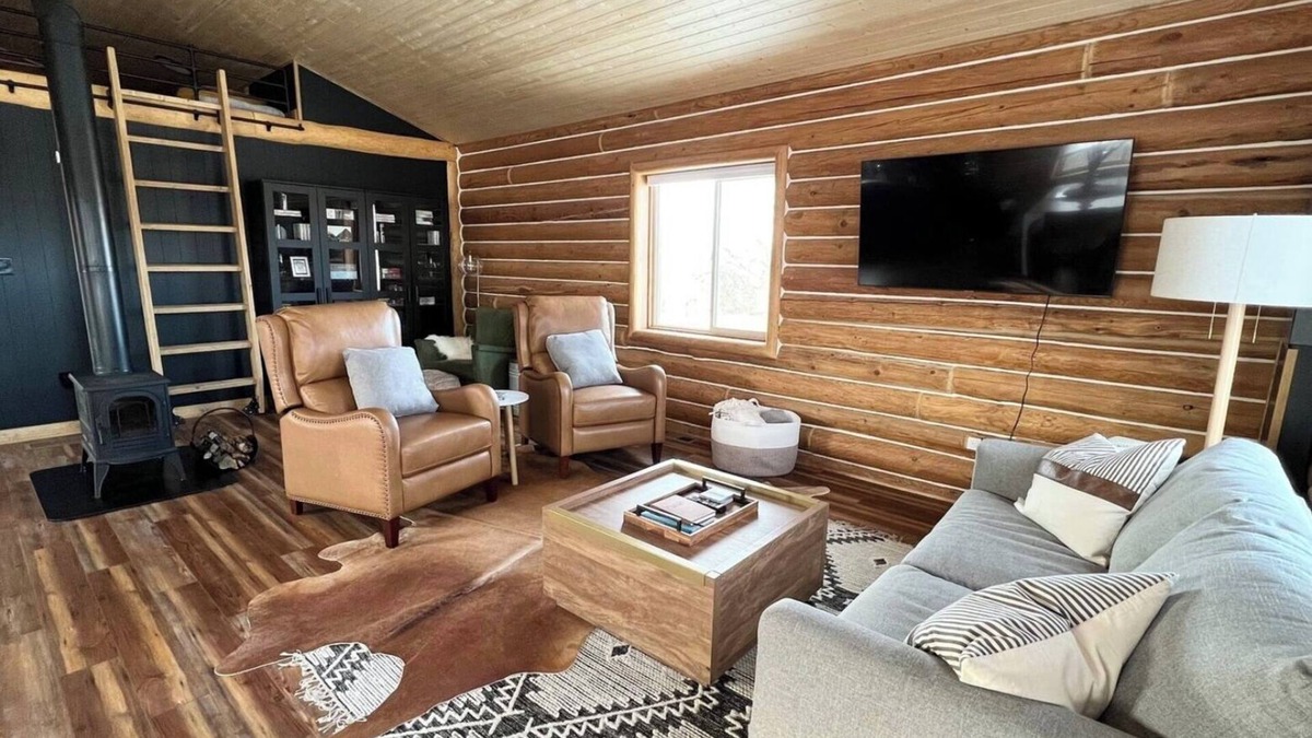 Greybull Cabin | Traut Cabin - Mountain Views & Family Friendly