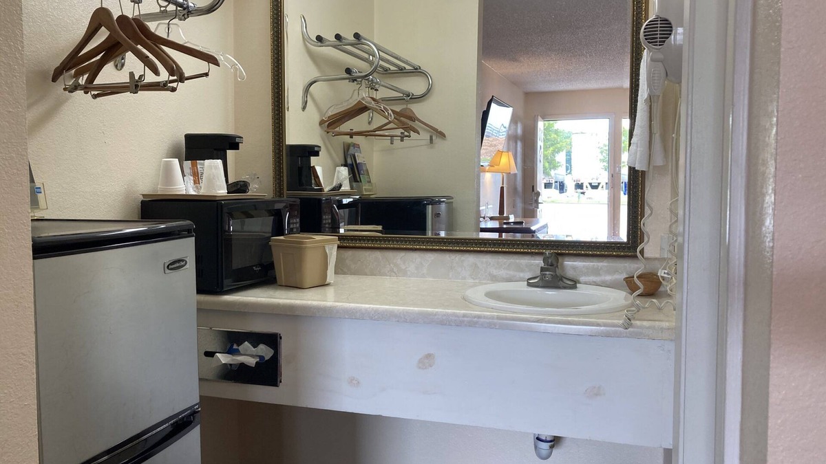 Hazen Hotel | Travel Inn Hazen