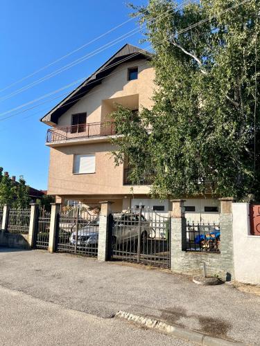 Ranilug Apartment | Travel Rest