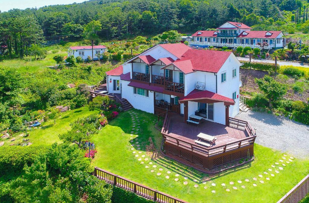 Irun-myeon House | Travel Sketch Pension