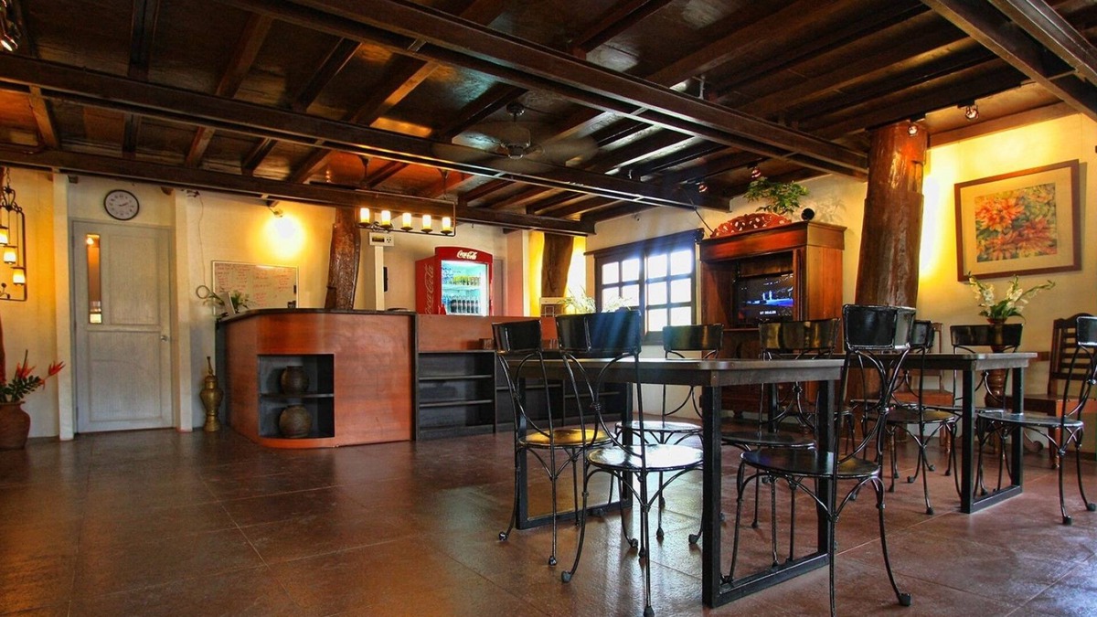 Dapitan Hotel | Travelbee Heritage Inn