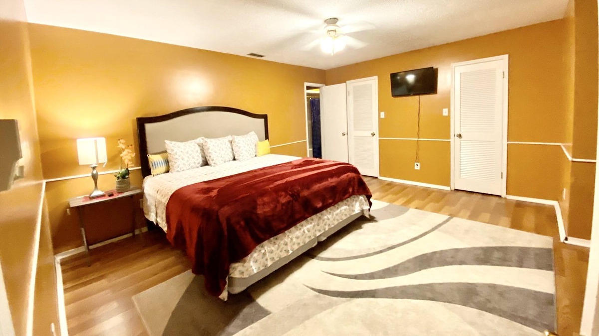 Hahira House | [Traveler Choice🧰 ]WiFi 75" TV/4BDR/3BT+Spacious/Gated+Safe@Hahira/nb l-75/GA🛫