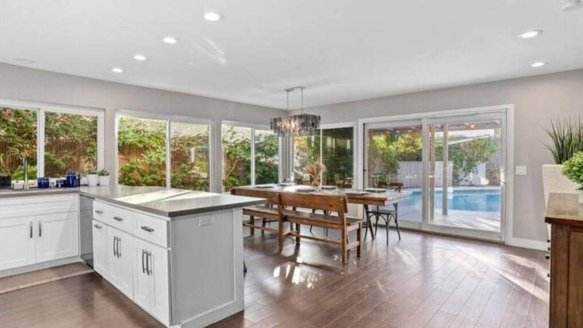 Mira Mesa House | Traveler's Dream SD Pool Home Game Room