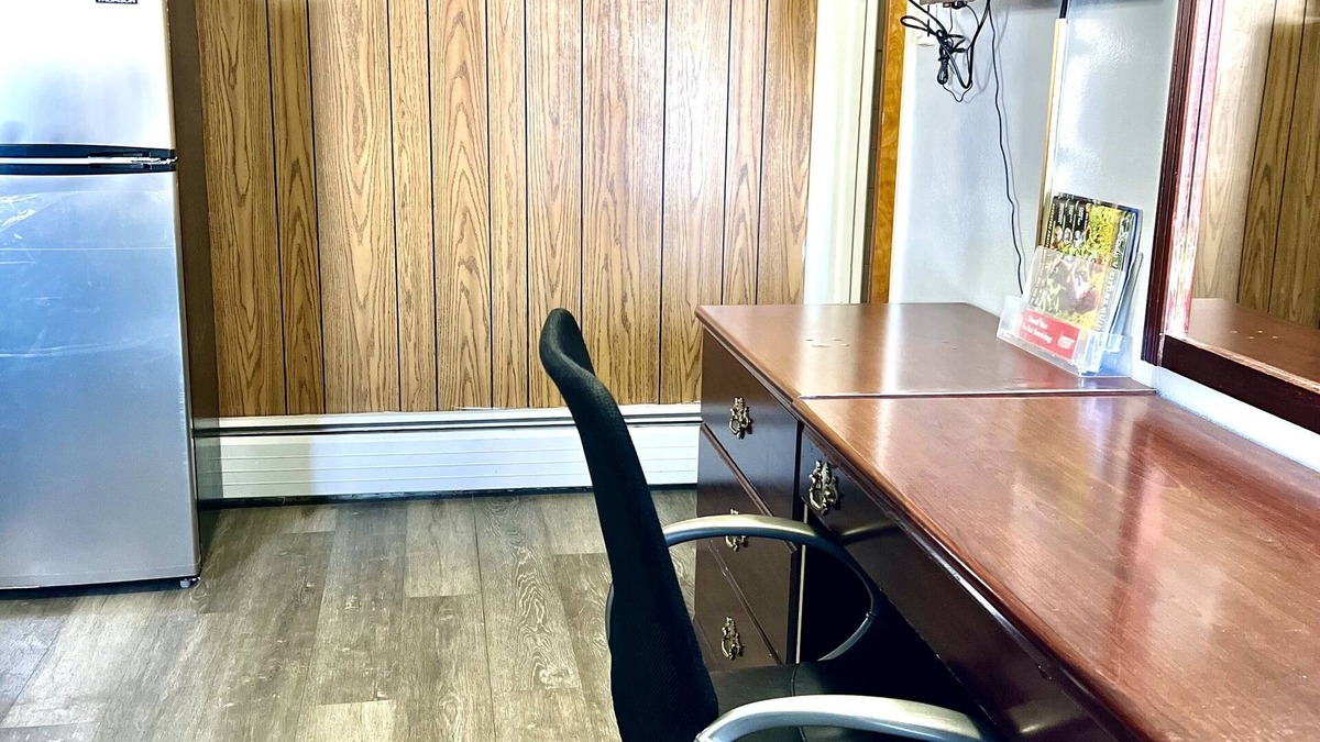 Olney Hotel | Traveler's Inn Motel
