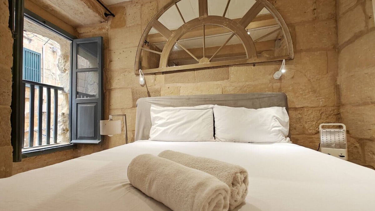 Birgu House | Traveler 's Stay one bedroom tiny house