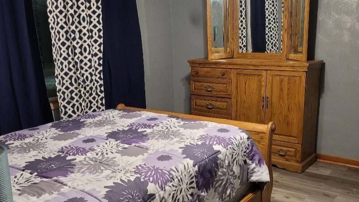 Fontanelle House | Travelers Guesthouse 4 bedroom, 2 bathroom