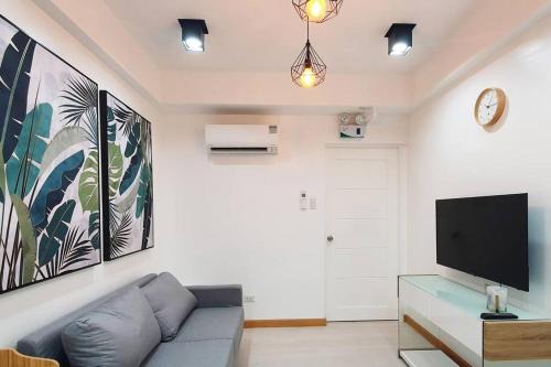 Bel-Air Apartment | Travelers Inn - Cozy Capsule Bunks, Makati