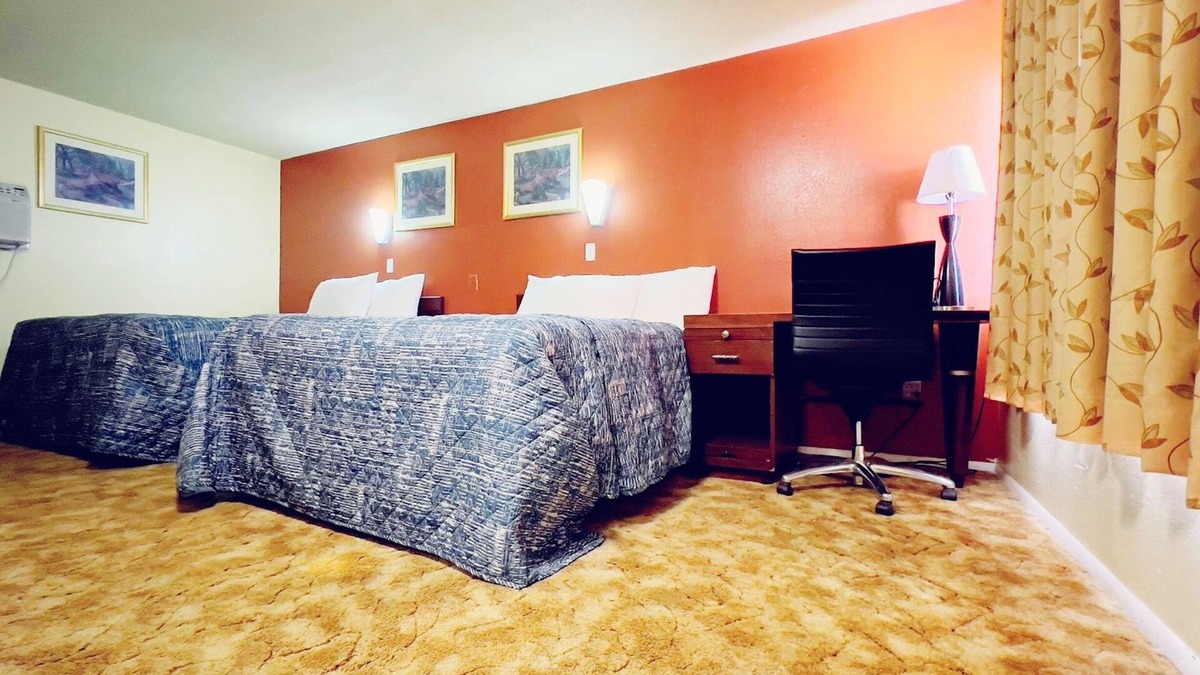 Eads Hotel | Travelers Lodge Motel & RV Park US-287&US-96