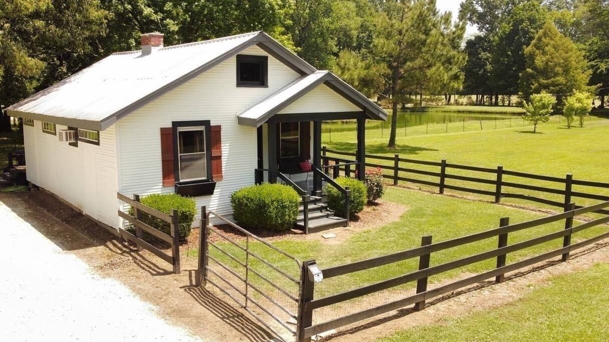 Lakeland House | Traveling Nurses and Corporate Travelers Welcome!