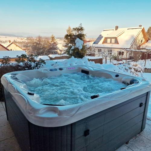Schluechtern Apartment | Travellers Oasis Rhön, Spessart & Vogelsberg