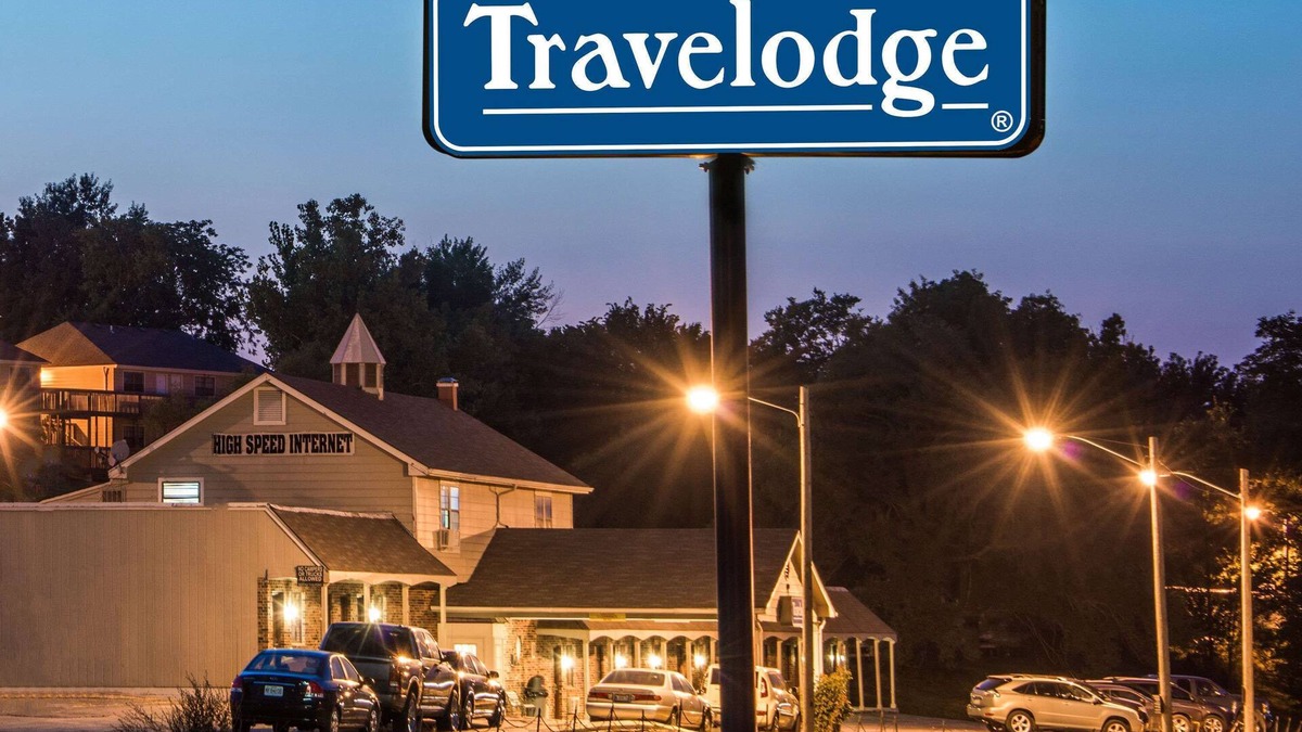 Platte City Hotel | Travelodge by Wyndham Airport Platte City
