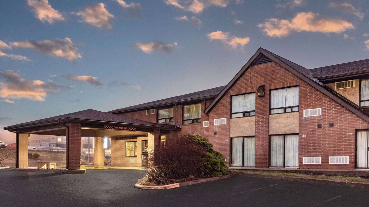 Bridgewater Hotel | Travelodge by Wyndham Bridgewater
