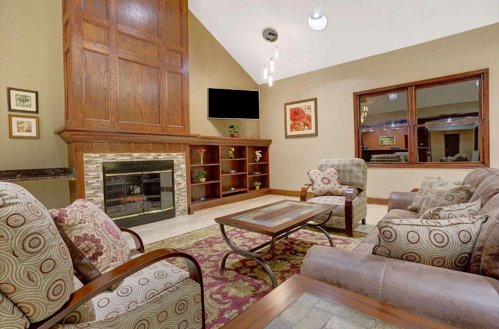 Iowa City Hotel | Travelodge by Wyndham Iowa City