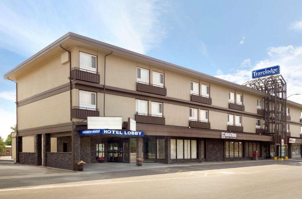 South Lethbridge Hotel | Travelodge by Wyndham Lethbridge