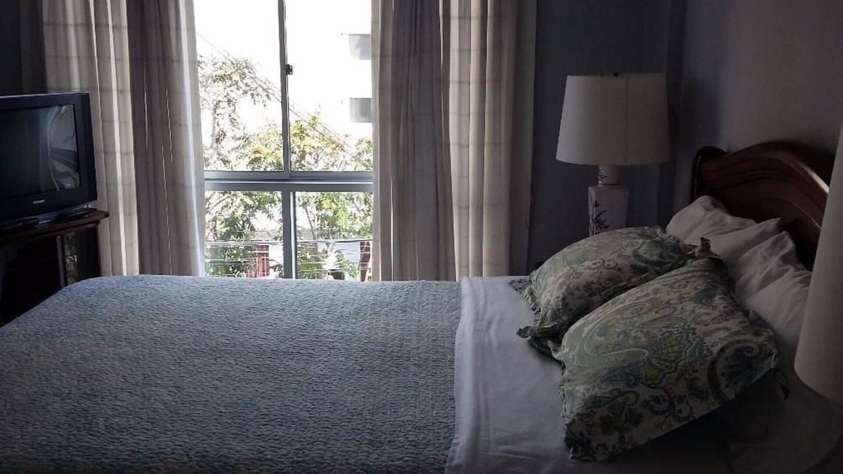 Petit Jean Ocharan Apartment | TRAVELSUITES PERU - Porta