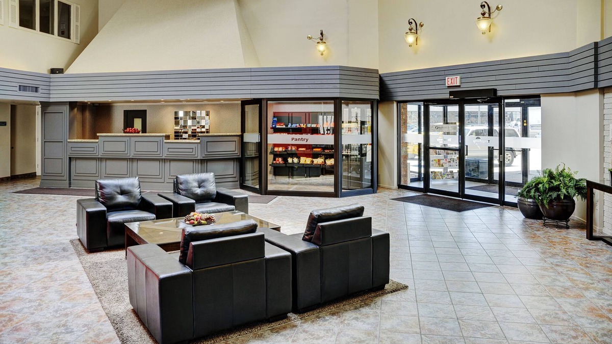 Sudbury Hotel | Travelway Inn Sudbury