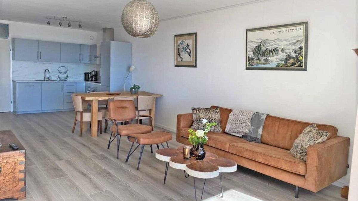 Municipality of IJsselstein House | | Travl.is Expats | NL # Ijsselstein Riverside Zen