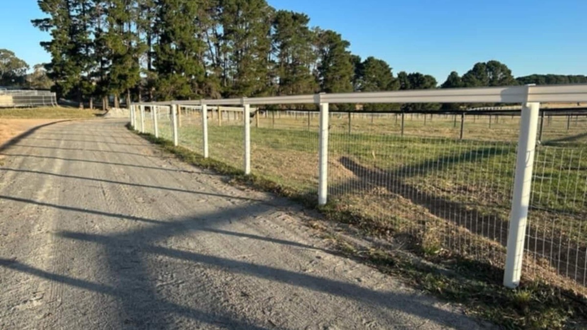 Gundaroo Other | Trawalla - an entire house & pool bar rental on a working farm near Canberra