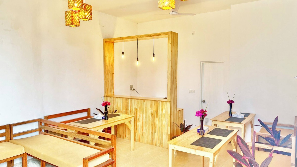 Huraa Bed & Breakfast | Treasure Island Lodge - Huraa/Maldives