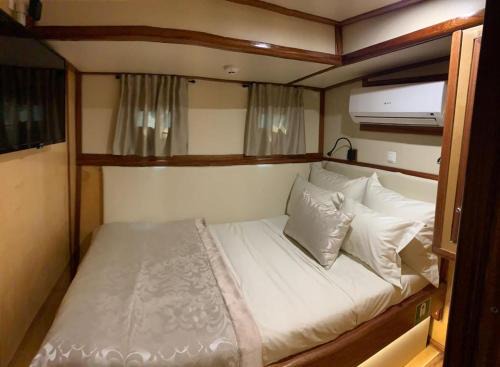 Omis Boat Rental | Trebenna