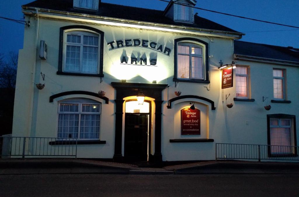 Dowlais House | Tredegar Arms Budget Guesthouse For Walkers/Cyclists/Contractors/Traveler