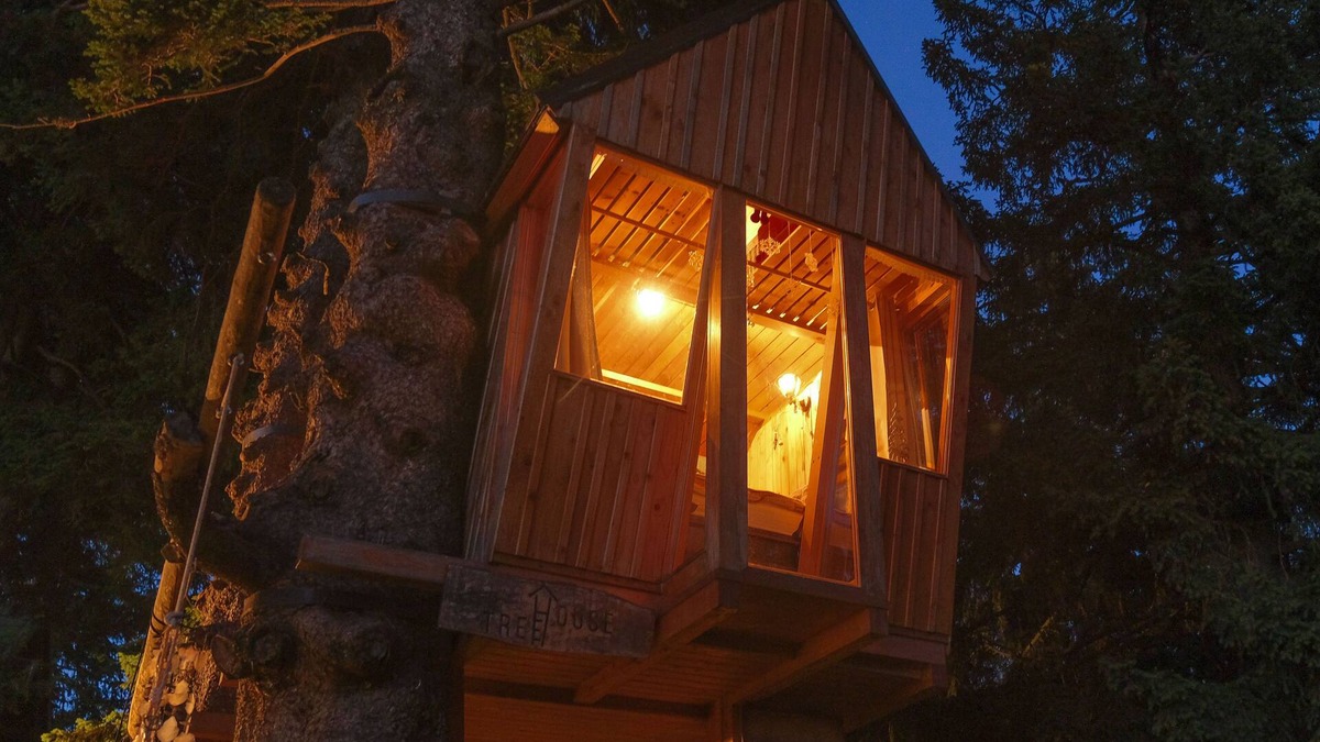 Ambroz pod Krvavcem Cabin | Tree house close to Chalet Slovenia Alps