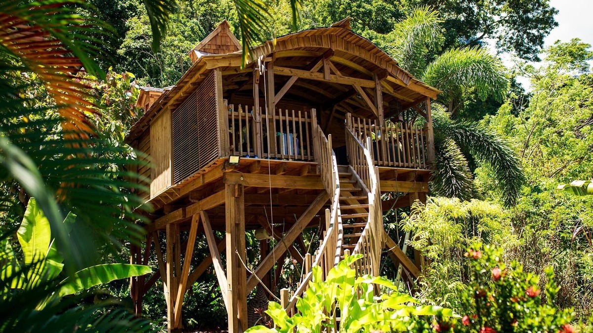 Pointe-Noire Cabin | Tree house