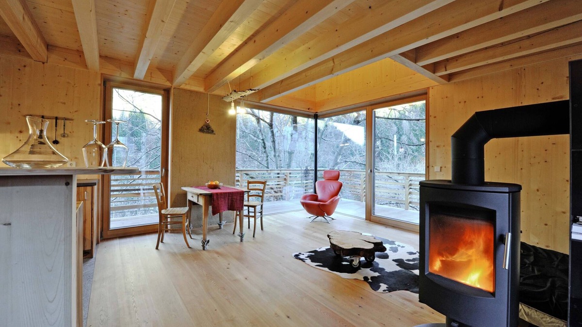 San Pancrazio Ski Chalet | Tree house "Laugen Lodge" with Natural swimming pond