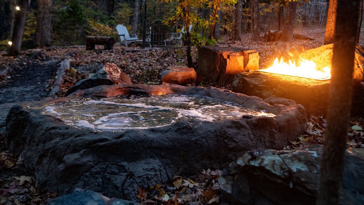 Saint Joe Ski Chalet | Tree Loft Rock Hot Tub Buffalo River