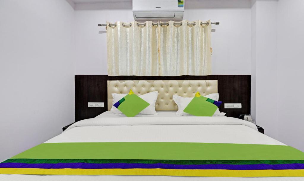 RR Nagar Hotel | Treebo 98 Street