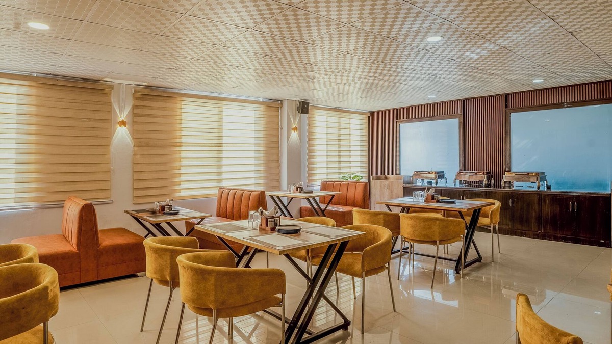 Kishangarh Hotel | Treebo Chandigarh Grand