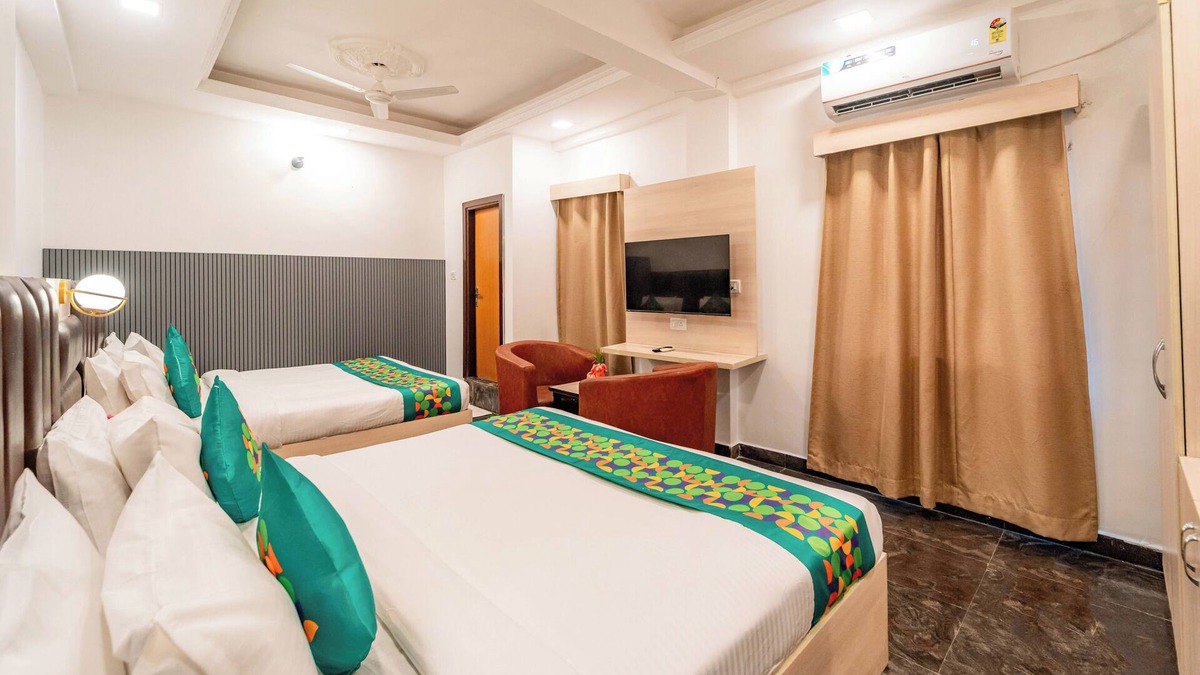 Saligao Hotel | Treebo Clarissa Resort