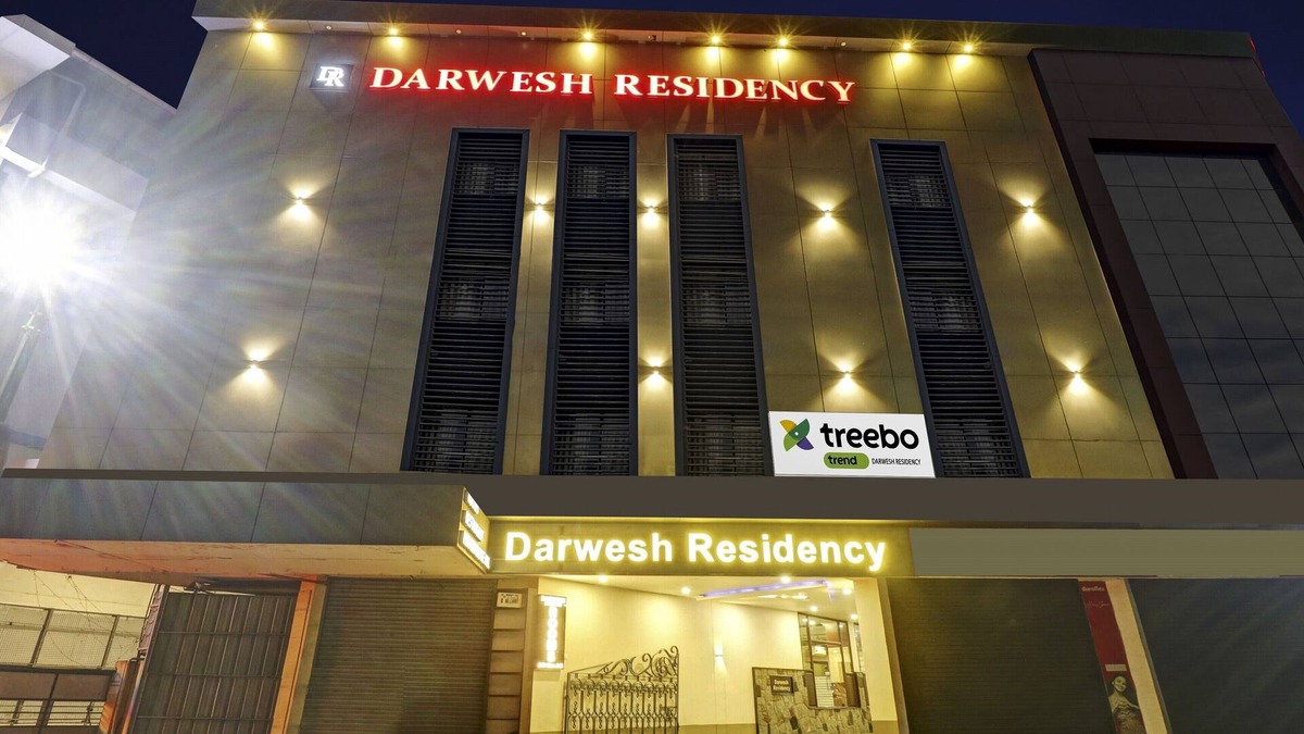 Kozhikode Hotel | Treebo Darwesh Residency - 500m from Railway Station