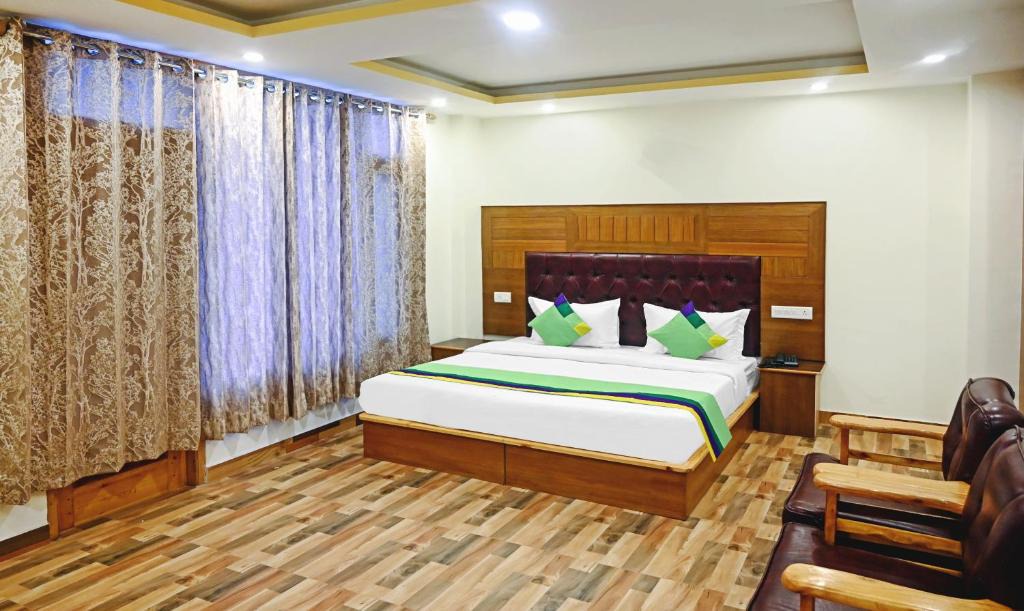New Manali Hotel | Treebo Dev With Valley View, Mall Road
