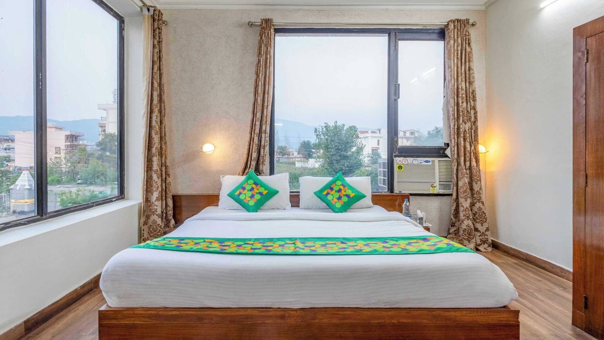Kuthar Hotel | Treebo Maurice