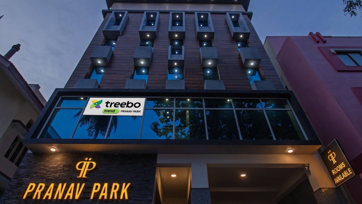 Vellore Hotel | Treebo Pranav Park