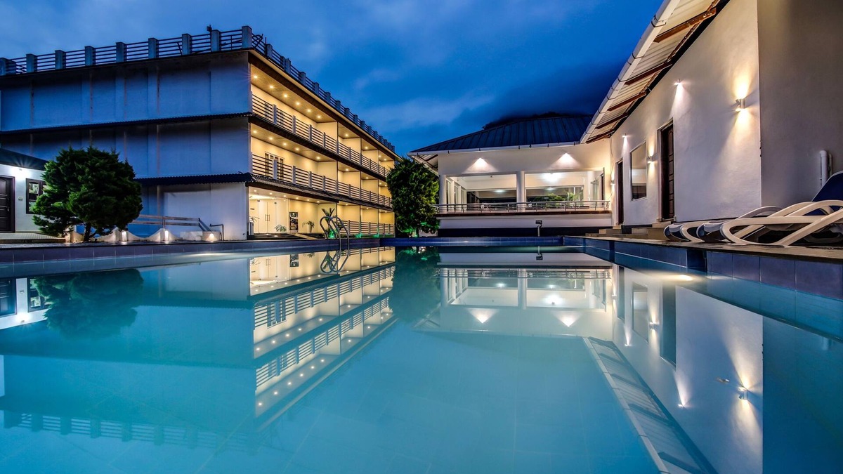 Kannan Devan Hills Hotel | Treebo Premium Misty Garden Resorts