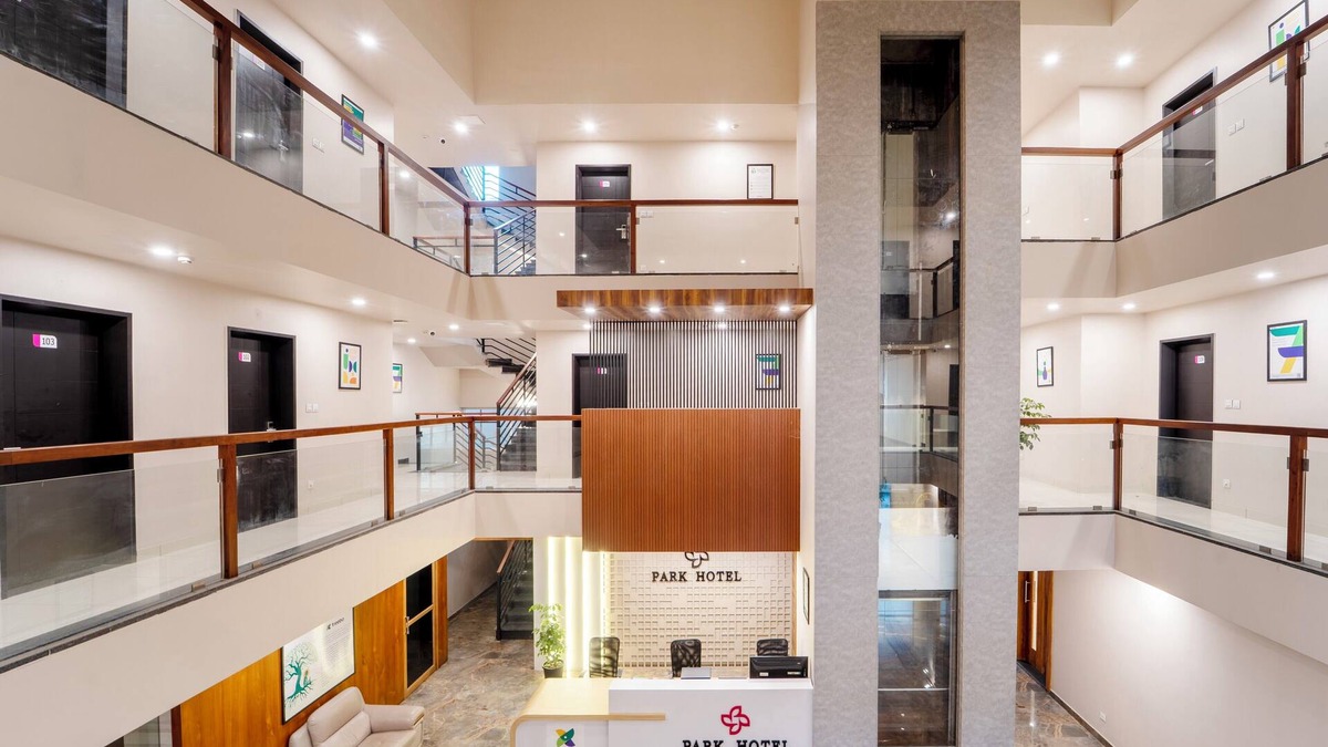 Malappuram Hotel | Treebo Premium Park Calicut