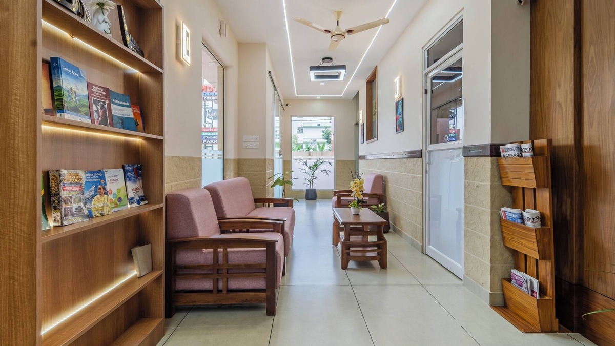 Nedumbassery Hotel | Treebo Thoduvas Star Plaza Cochin Airport