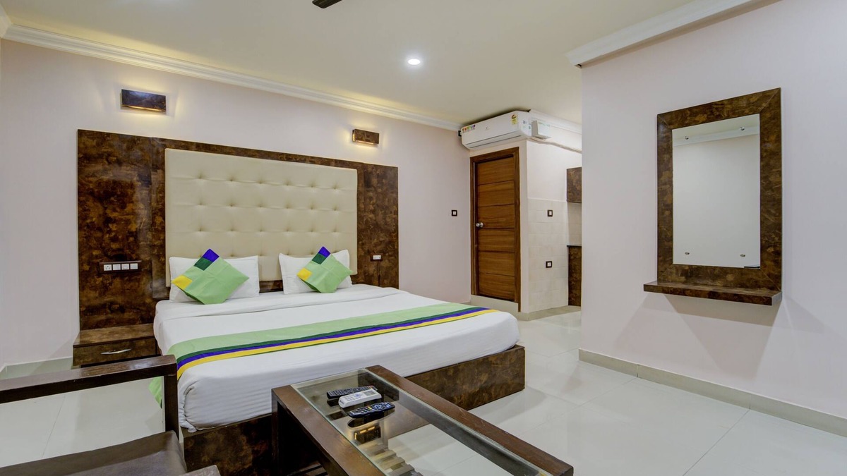 Shivaji Nagar Hotel | Treebo Trend Howell Suites