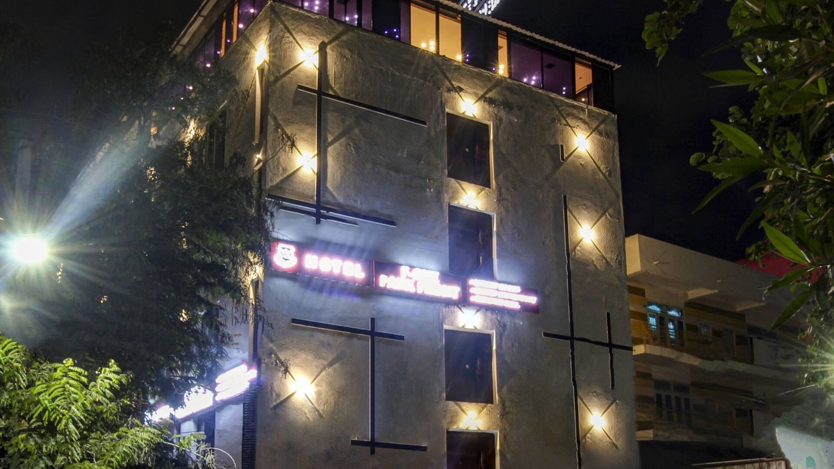 Banjara Hills Hotel | Treebo Tryst F One