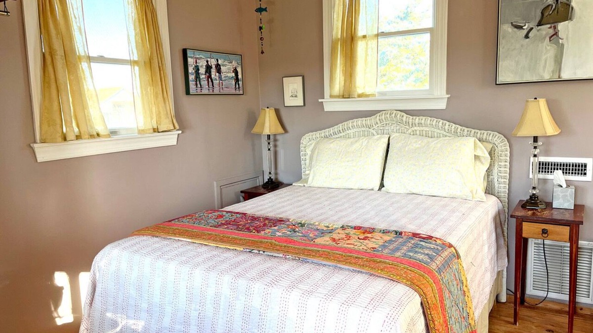 Buxton Apartment | Treetop retreat. Perfect for one or two.