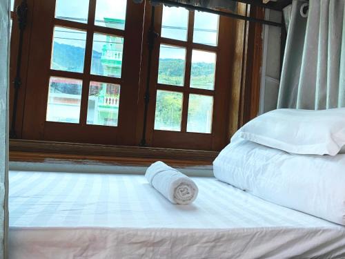 Mu Cang Chai Hostel | Trekking Tours Mu Cang Chai & Motorbikes for rent