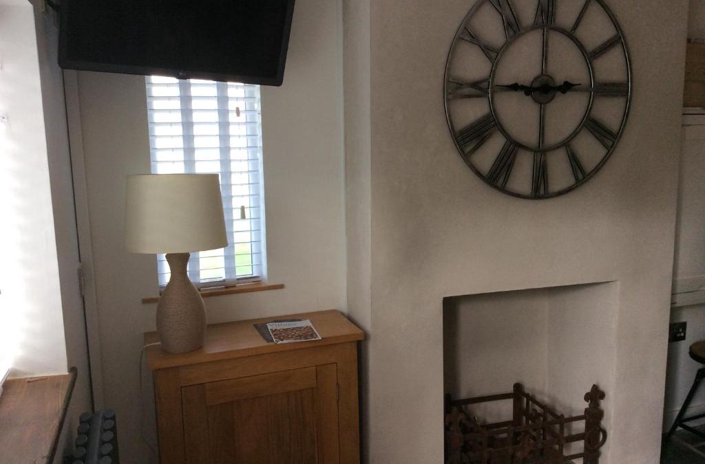 Upper Beeding House | Tremeer Cottage
