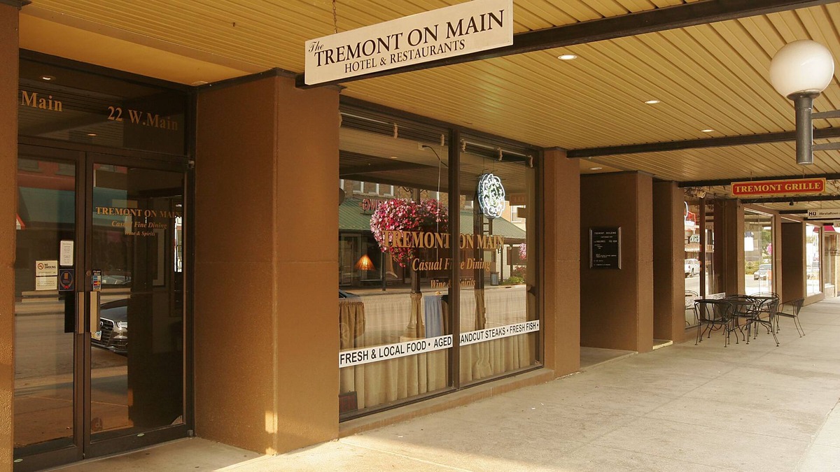 Marshalltown Hotel | Tremont Inn on Main