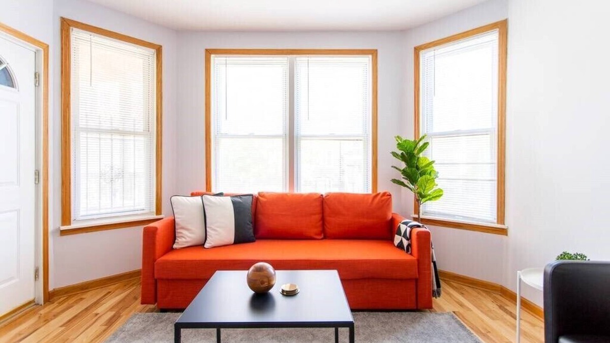 Logan Square Apartment | Trendy 2BR Apartment in Logan Square!