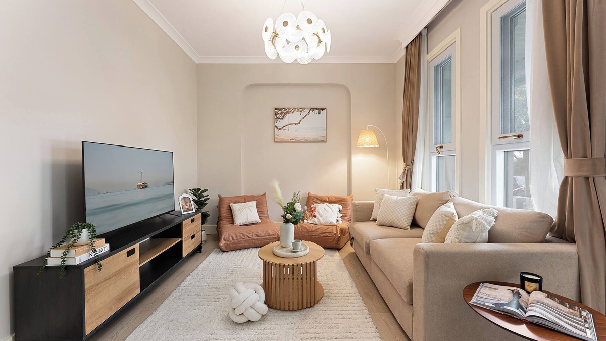 Petersham North House | Trendy 4BR Petersham Stay Steps from Top Cafés